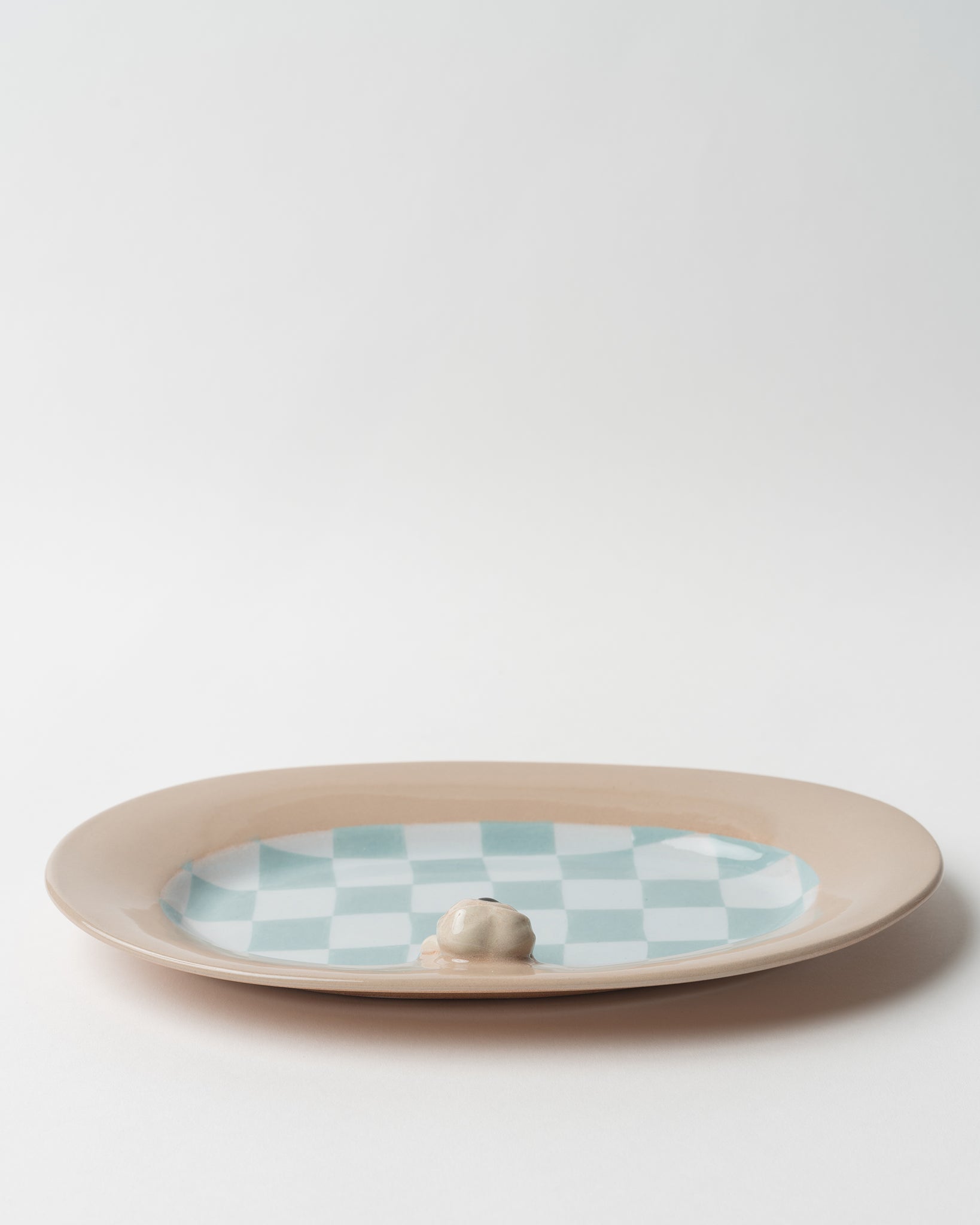 Blue Grid Dog Figurine Oval Plate